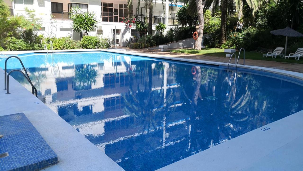 Skol 420C Fantastico 1 Dormitorio Primera Linea De Playa Marbella Eksteriør bilde