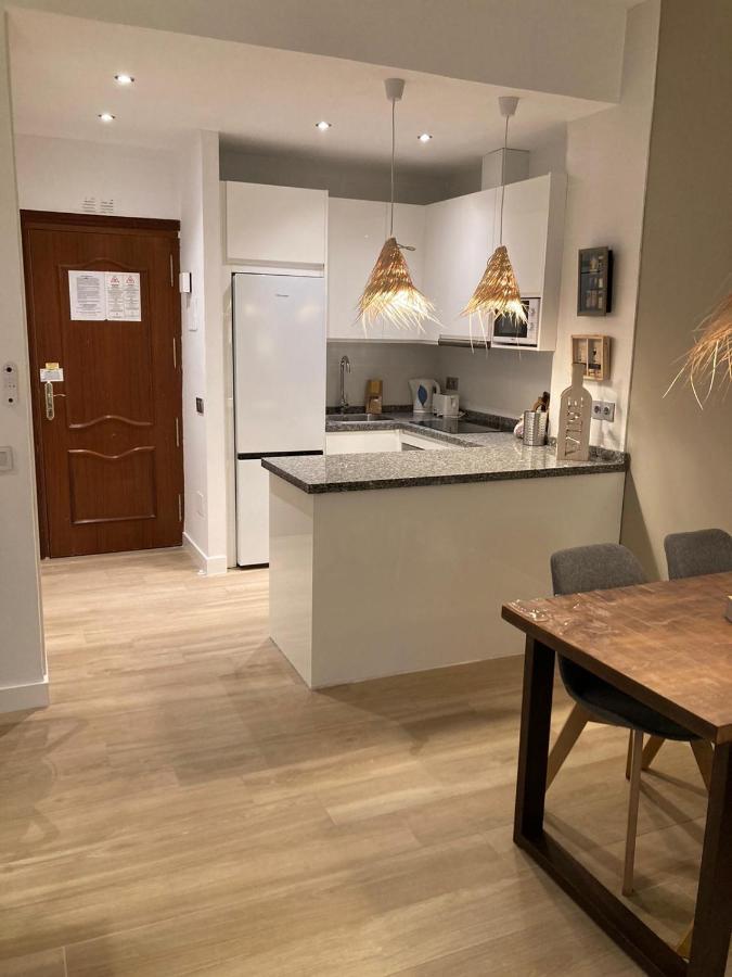 Skol 420C Fantastico 1 Dormitorio Primera Linea De Playa Marbella Eksteriør bilde